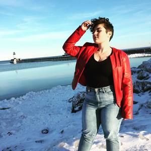 Meet your Posher, Kayde